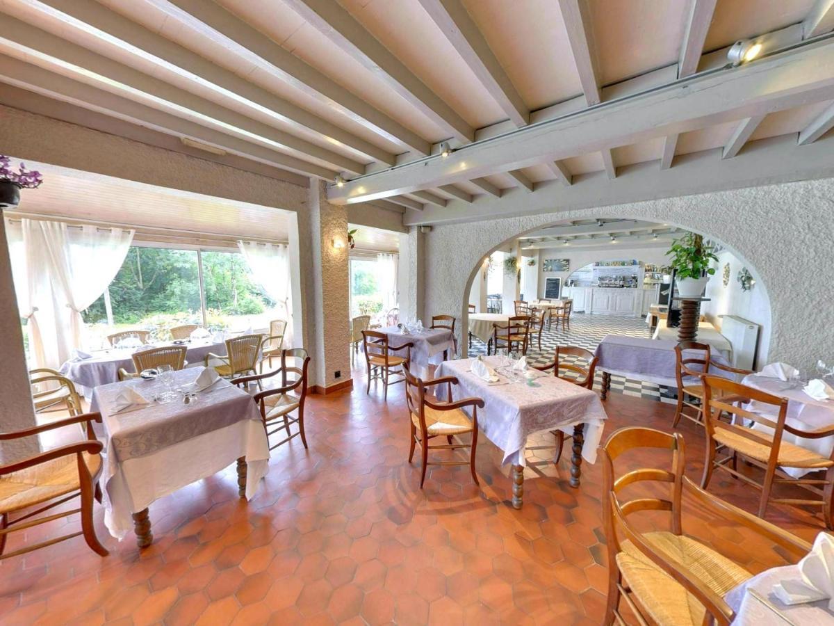 Fasthotel Oloron Hostellerie Du Paon Blanc Lurbe-Saint-Christau Екстер'єр фото