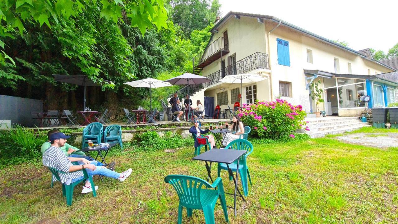 Fasthotel Oloron Hostellerie Du Paon Blanc Lurbe-Saint-Christau Екстер'єр фото